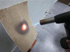 Проверка огнезащитной обработки ткани